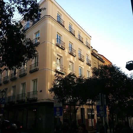 Nuria Hostal Madryt Zewnętrze zdjęcie
