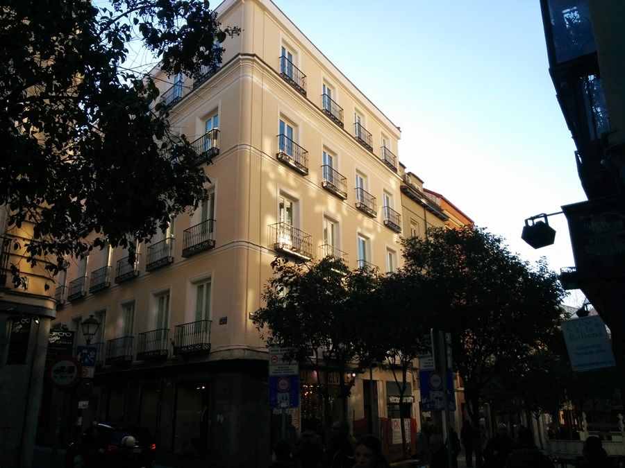 Nuria Hostal Madryt Zewnętrze zdjęcie